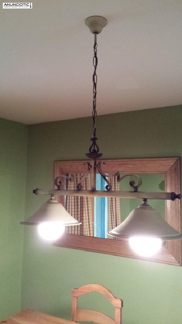 L&aacute;mpara doble bombilla y l&aacute;mpara individual