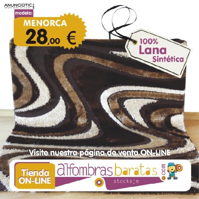 Alfombras de sal&oacute;n rojas, verdes, de pelo lisas