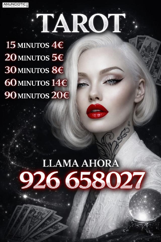 Presente y futuro.  Tarot y videntes tel&eacute;fonico online 