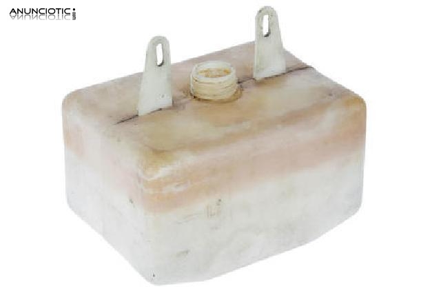 Lancia Fulvia. Deposito agua.