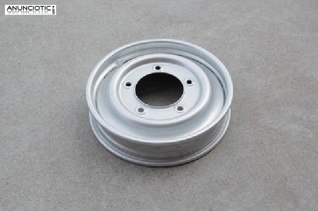 Citroen 11. Llanta Michel&iacute;n.