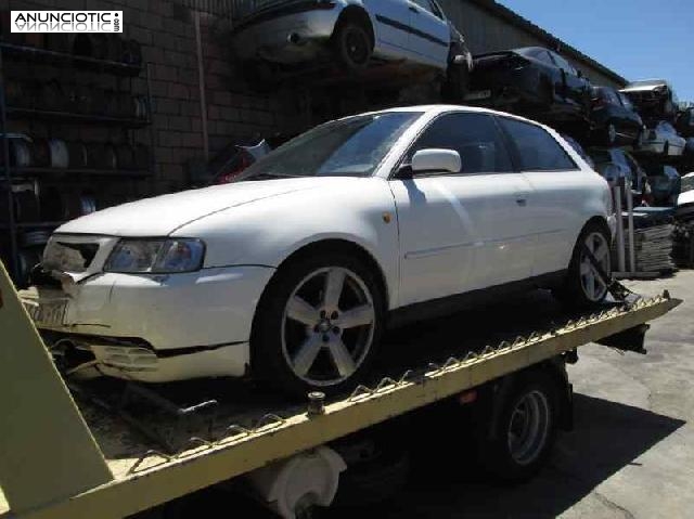 Faro audi a3 1.9 tdi (110 cv)