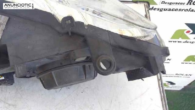 823104 faro peugeot 307 2.0 16v