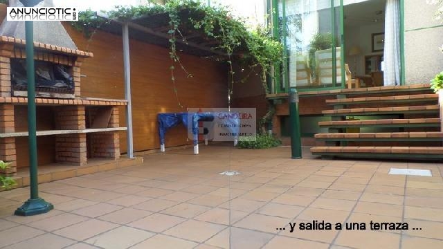 Venta de chalet adosado en playa am&eacute;rica