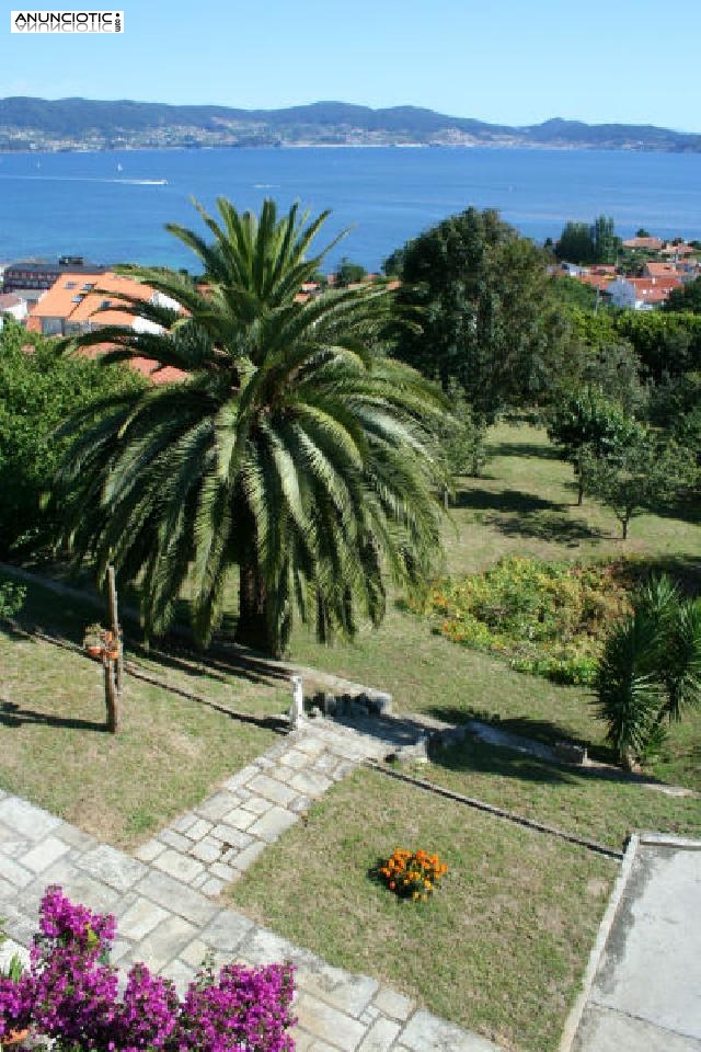 Casa chalet en padri&ntilde;an de 399 m2