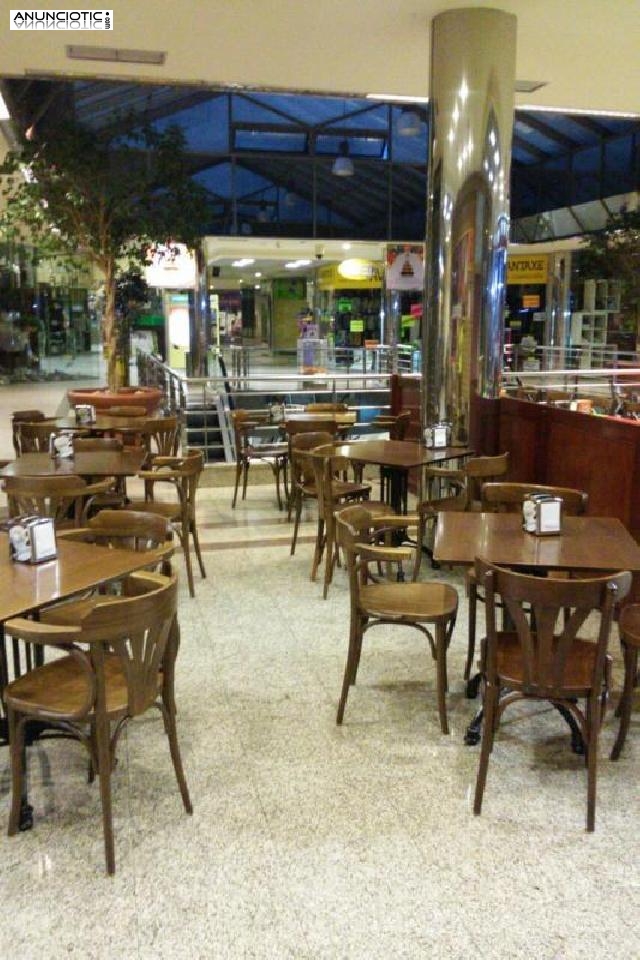 Cafeter&iacute;a totalmente equipada 