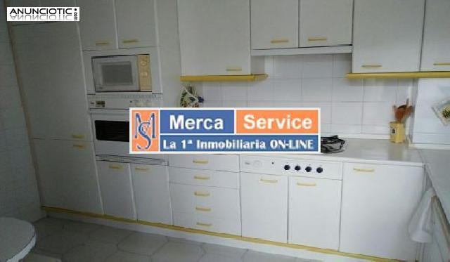 Piso en joaqu&iacute;n costa con terraza