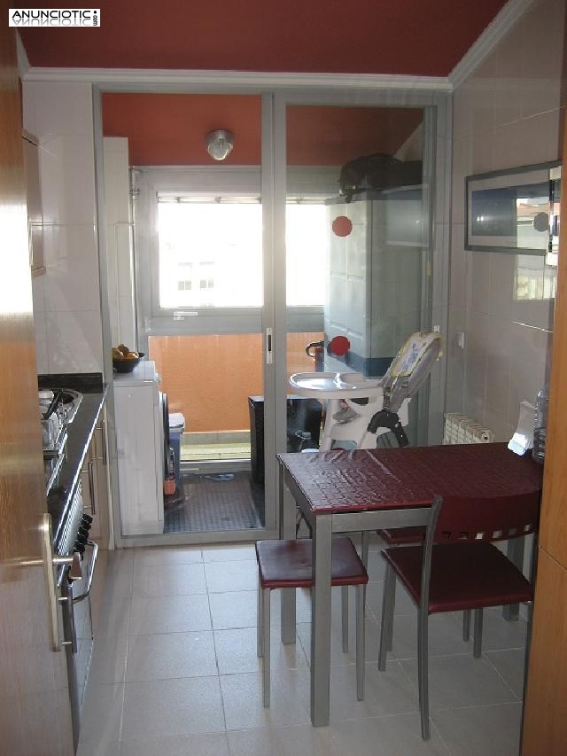 Excelente piso c&eacute;ntrico con terraza 
