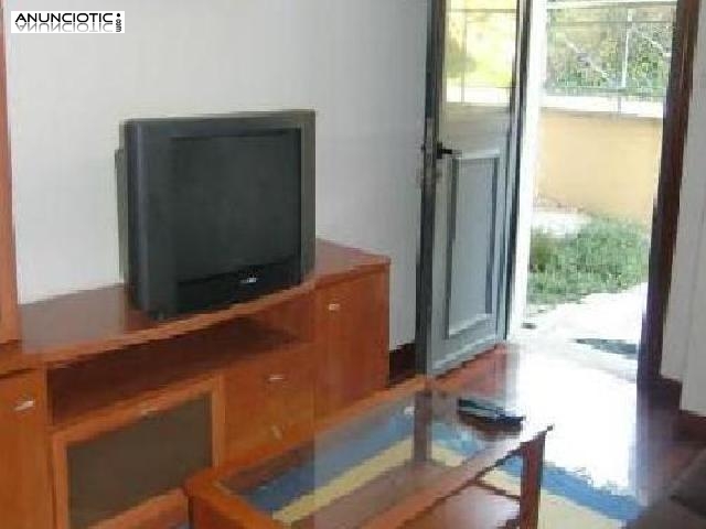 Frente a playa am&eacute;rica urbanizaci&oacute;n