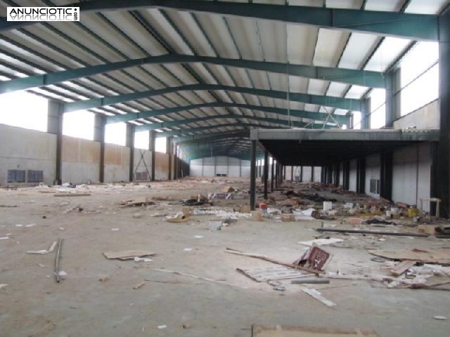 Nave industrial en mora&ntilde;a