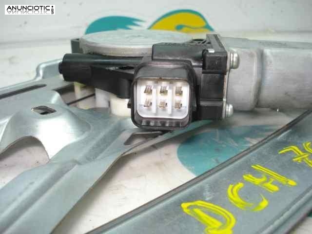 Elevalunas delantero derecho 3024798