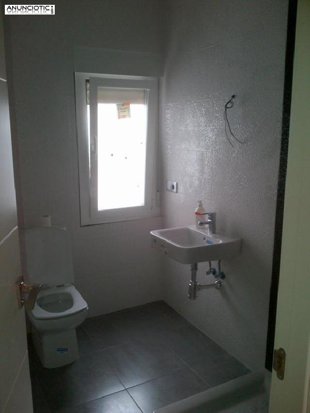 Se vende 4&ordm; atico con ascensor muy luminoso e