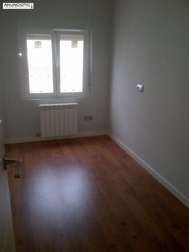 Se vende 4&ordm; atico con ascensor muy luminoso e
