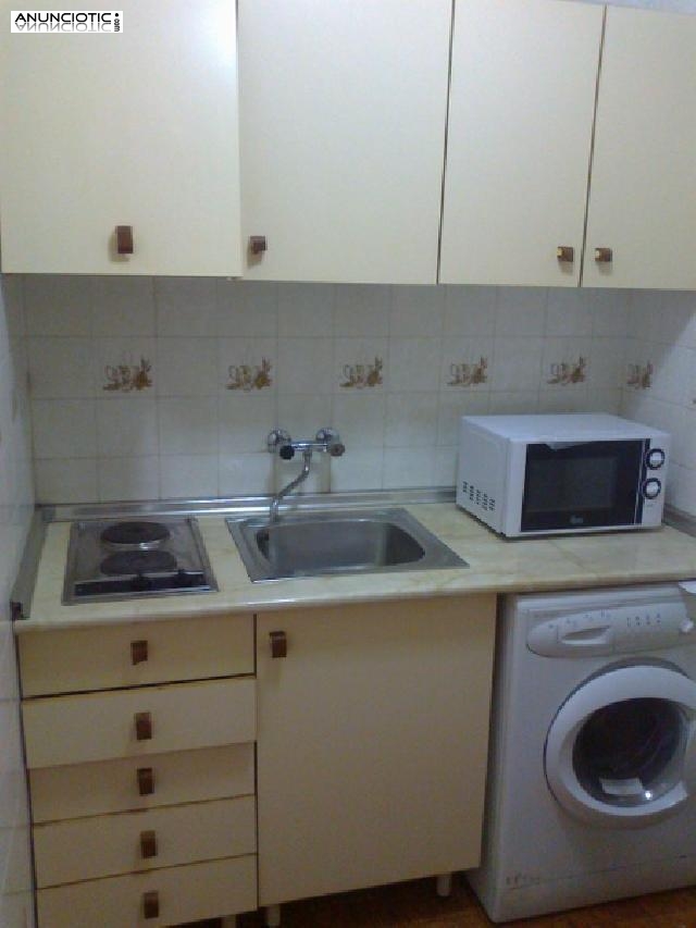 Alquilo apartamento en REYES ESPA&Ntilde;A 26