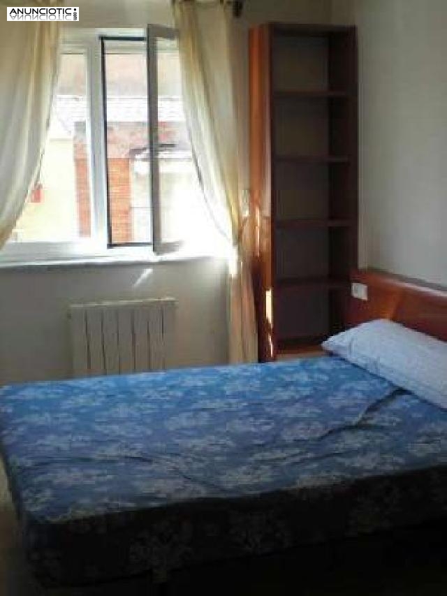 Se alquila 4&ordm; apartamento con ascensor muy lu