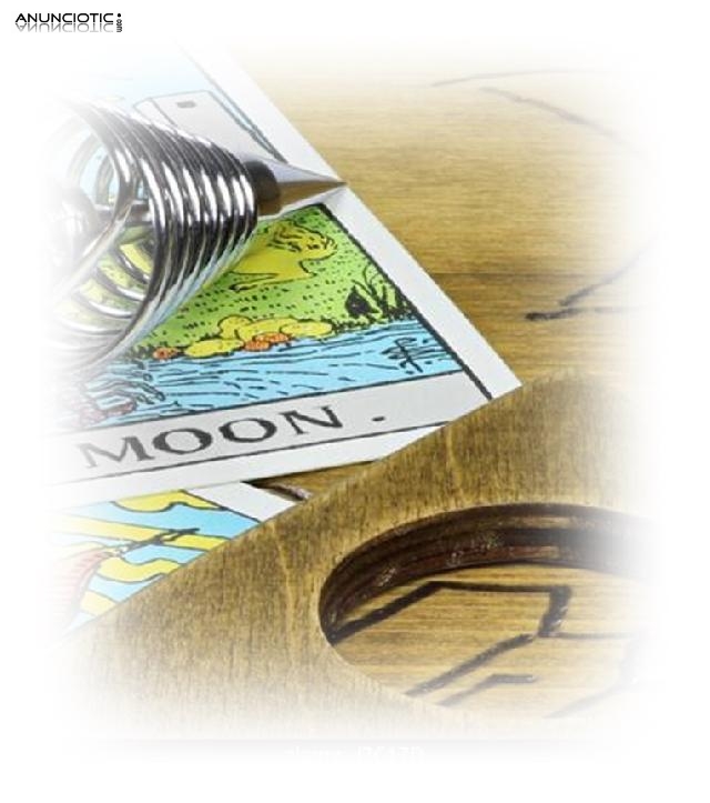 &iquest;Cu&aacute;l es el significado si sue&ntilde;as con Nadar, Cartas De Tarot Para El Amor