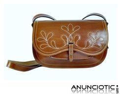 Guarnicioner&iacute;a L&oacute;pez Sevilla, zapater&iacute;a a medida, artesanos en cuero, piel y marroquiner&iacute;a