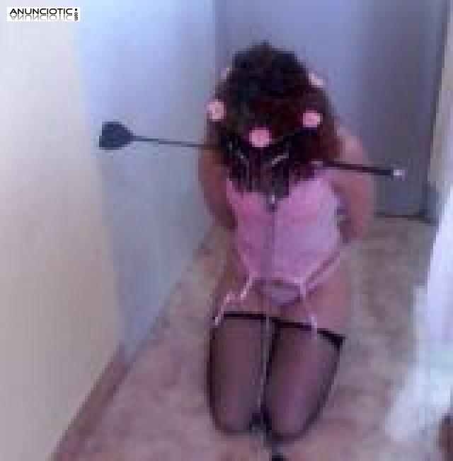 Zelinda Esclava preciosa perfectamente adiestrada al m&aacute;s alto nivel en BDSM