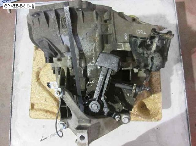 Caja cambios 482104 tipo 4m5r7002ya.
