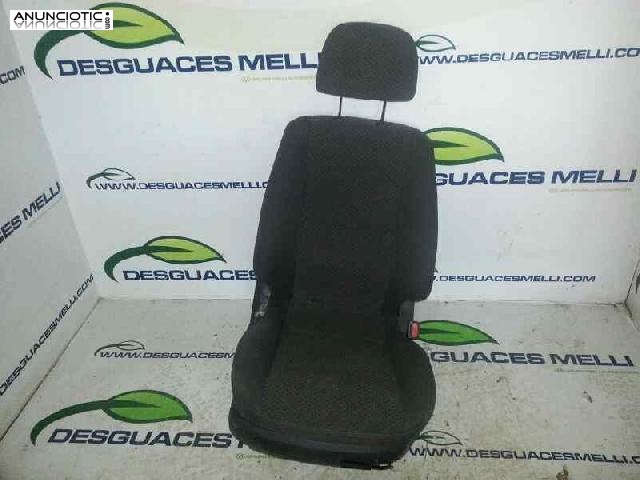 Asiento delantero derecho de kia-sorento