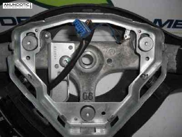 Volante de toyota-yaris - 2003