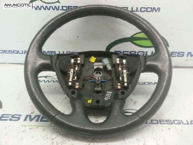Volante de renault-laguna - 2003