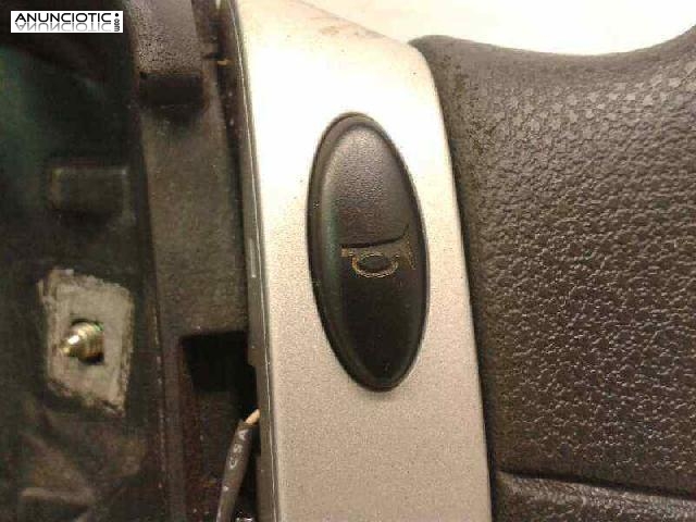 Volante de mini-mini - 2003