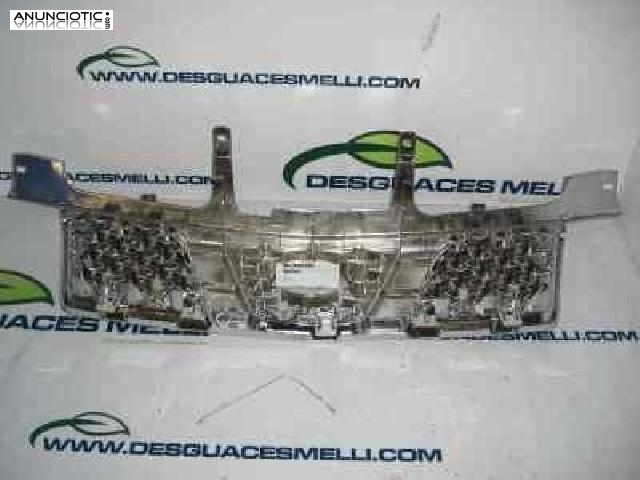 56689 rejilla nissan navara pick-up *