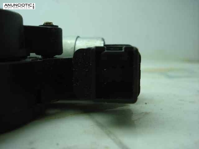 Elevalunas trasero derecho 2727720