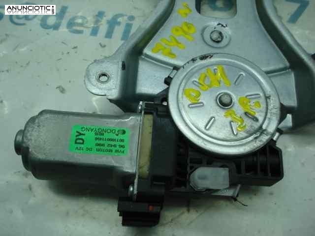 Elevalunas delantero derecho 2979808 