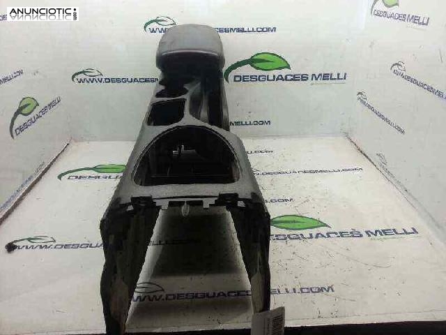 1327401 apoyabrazos nissan qashqai