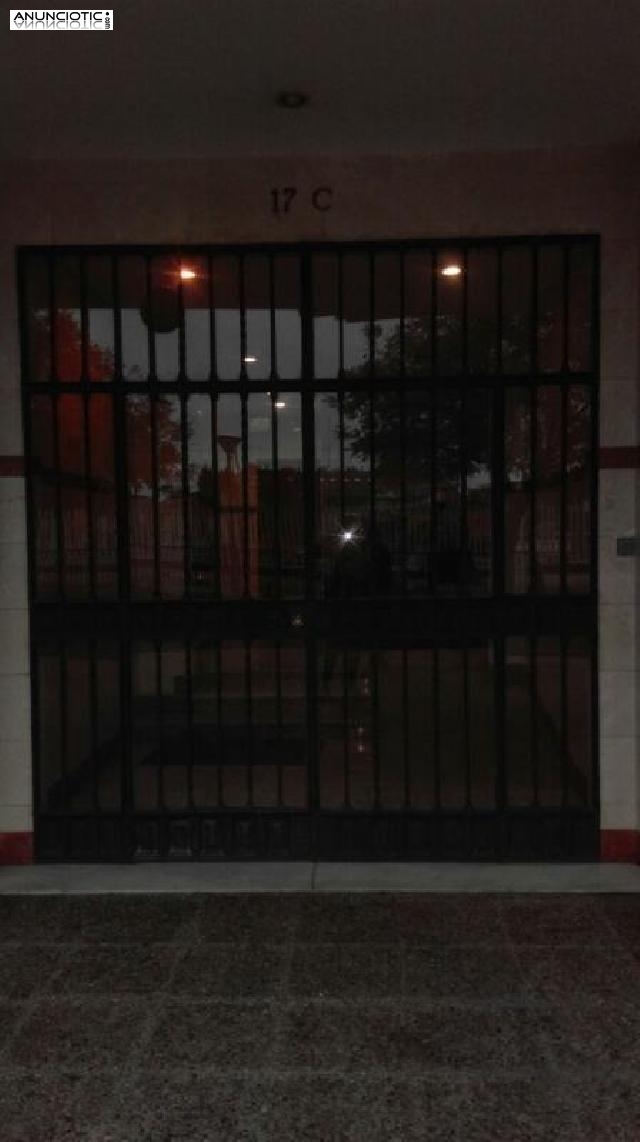 Se vende 2&ordm; piso con ascensor muy luminoso en