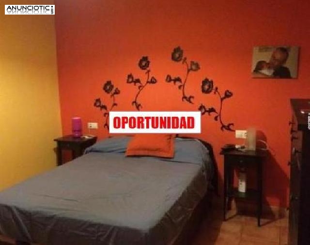 Se alquila 4&ordm; atico con ascensor muy luminoso