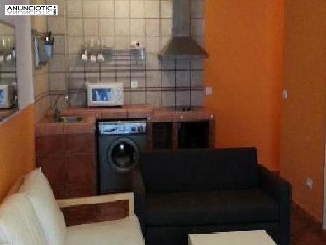 Se alquila 3&ordm; piso con ascensor muy luminoso p