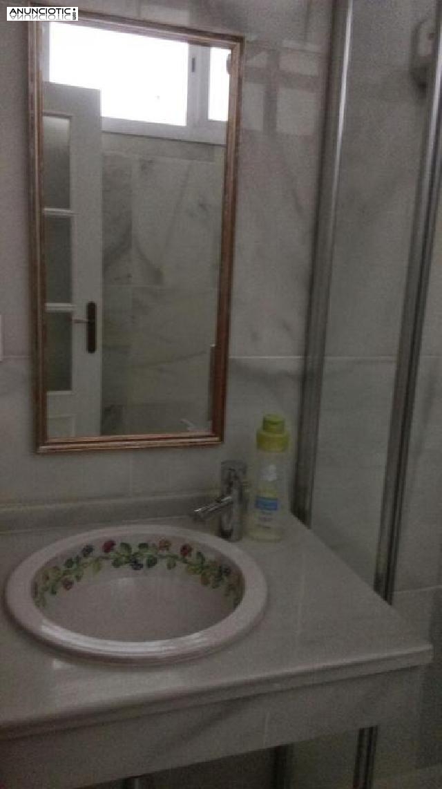 Se alquila 2&ordm; piso con ascensor muy luminoso 