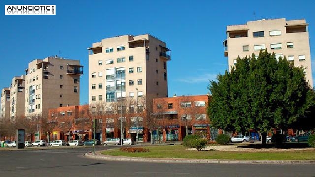 Se alquila &aacute;tico en el porvenir sevilla con 