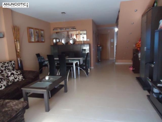 Bonito d&uacute;plex en el pueblo 