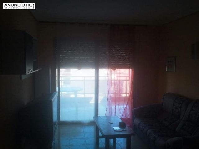 Se alquila 6&ordm; apartamento con ascensor muy lu