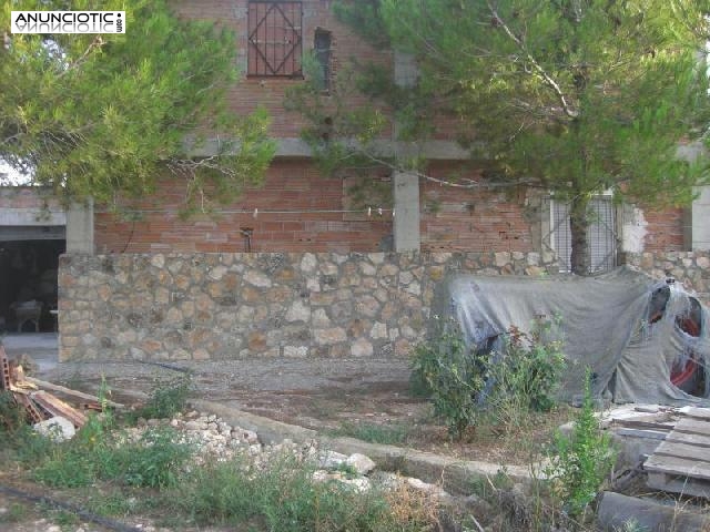 Finca r&uacute;stica con vivienda 