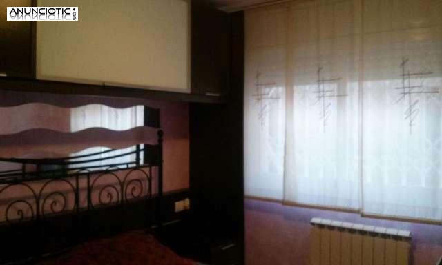 Fant&aacute;stico piso con terraza 