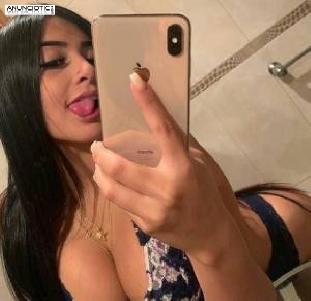 Caribe&ntilde;a con boquita traviesa