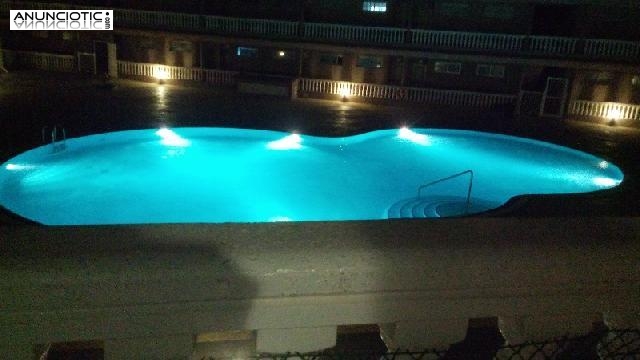 Se vende fant&aacute;stico piso en el poris