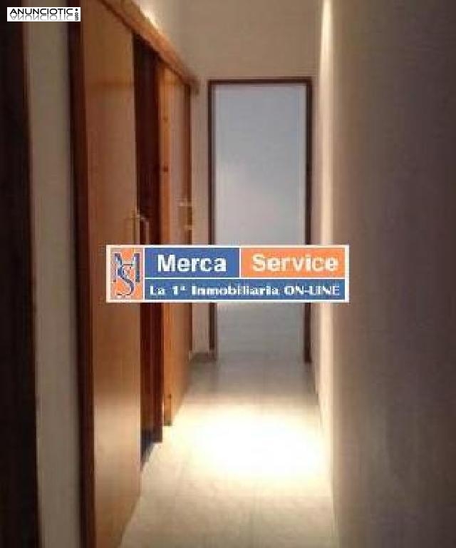 Piso en el barrio del toscal, situado en la c&eacute;