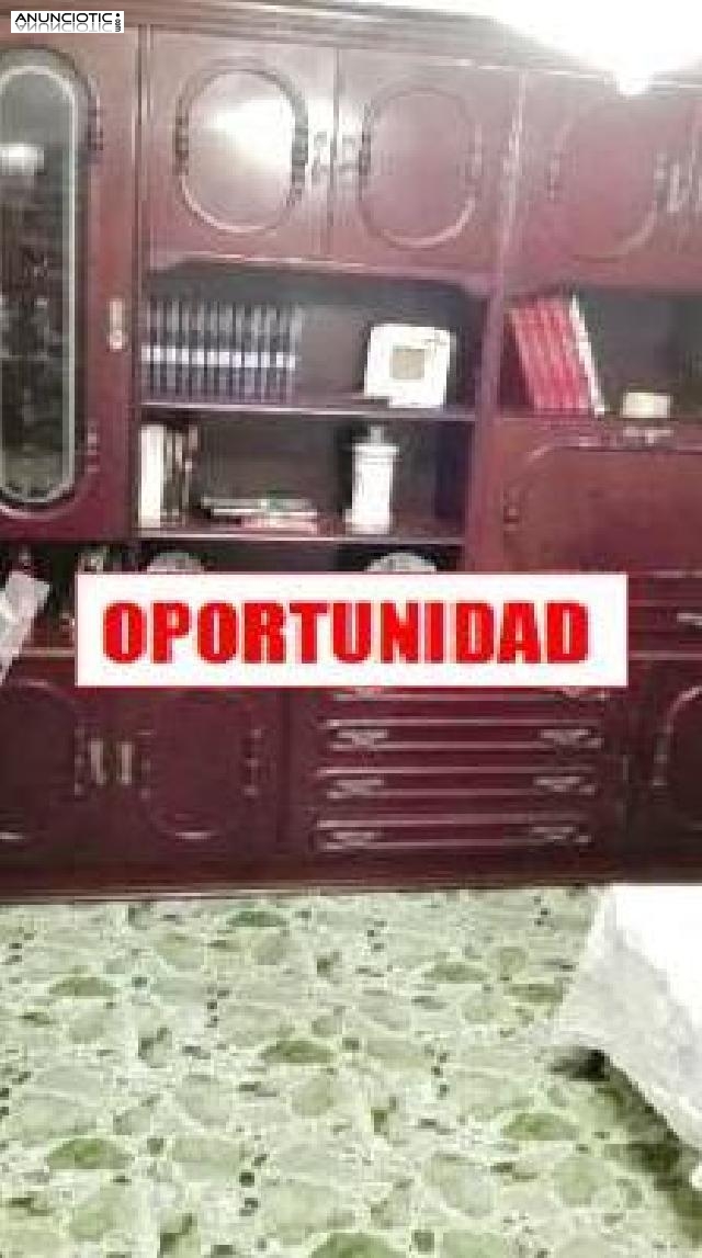 C&eacute;ntrica pasa el tranv&iacute;a
