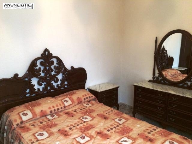 Se alquila piso en finca espa&ntilde;a, 4 hab