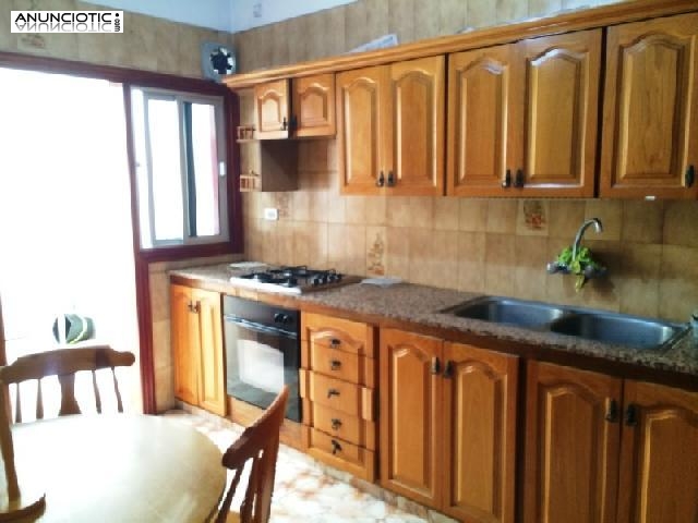 Se alquila piso en finca espa&ntilde;a, 3 hab