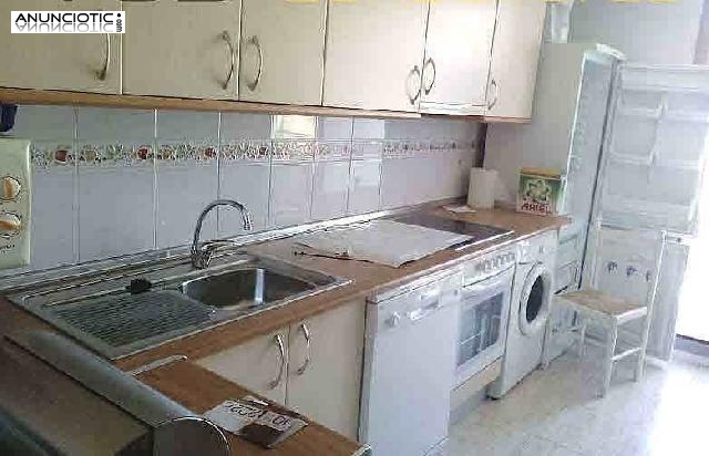 Vendo piso centro de alca&ntilde;iz