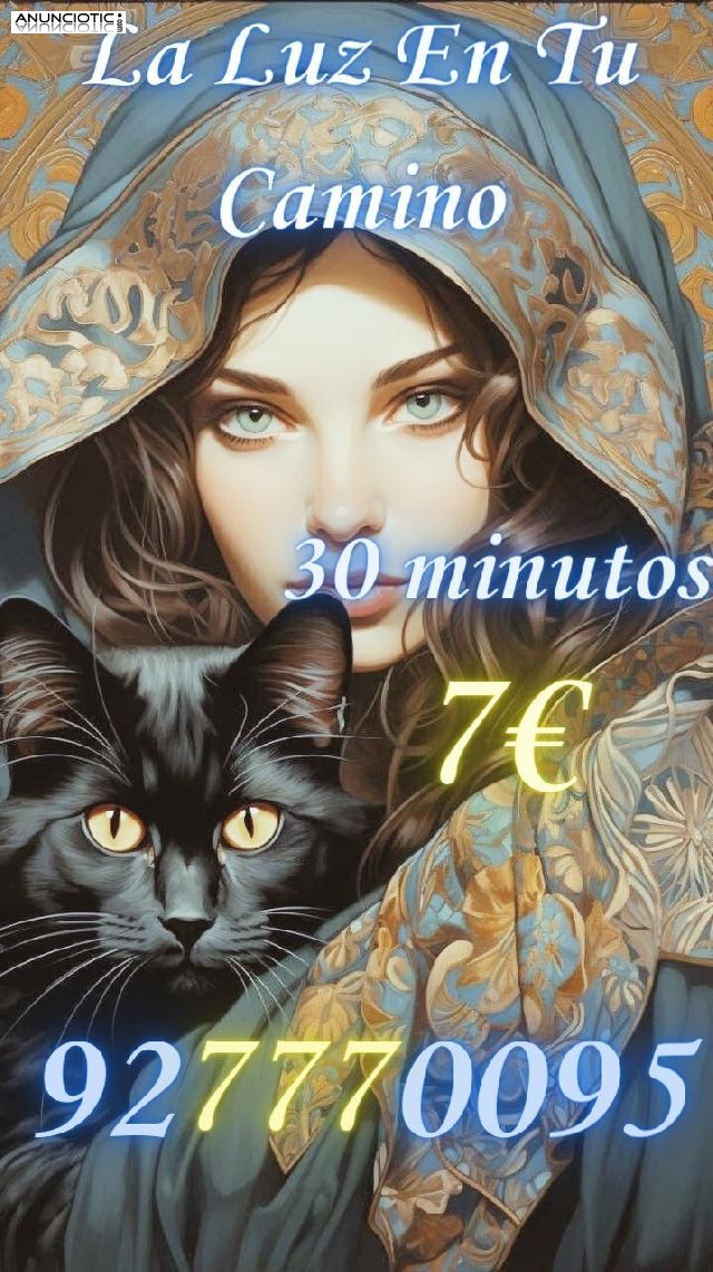 Solo tarot  ,videntes y m&eacute;dium 30 minutos 7 eur
