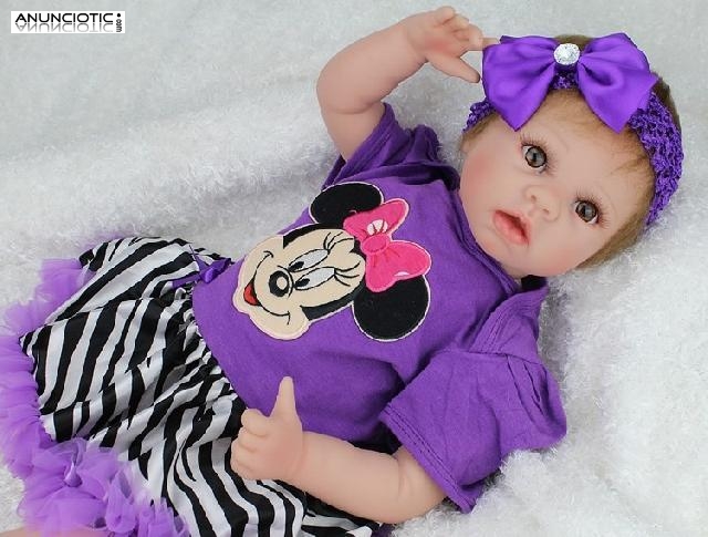 Violeta: mu&ntilde;eca reborn vinilo siliconado 55cm