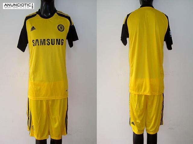 s&oacute;lo � 16 para camiseta de f&uacute;tbol de adidas 14-15